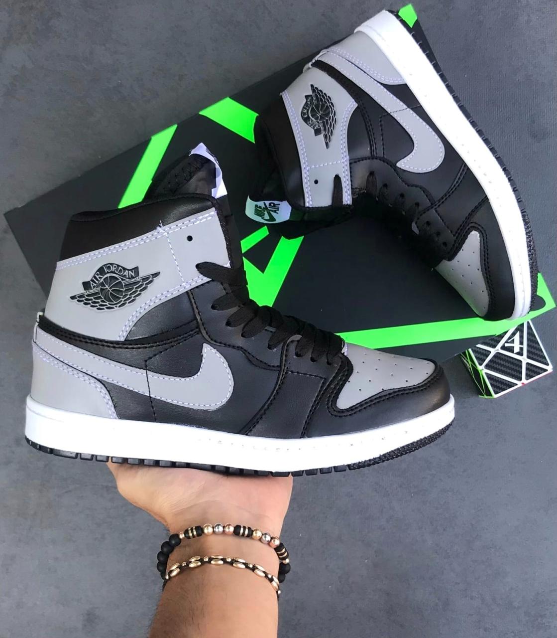NIKE RETRO 1